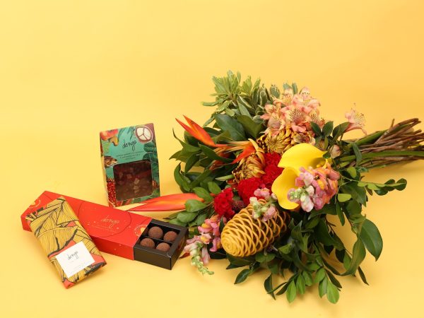 Surpreenda com a combinação de flores e chocolates: buquês e presentes especiais